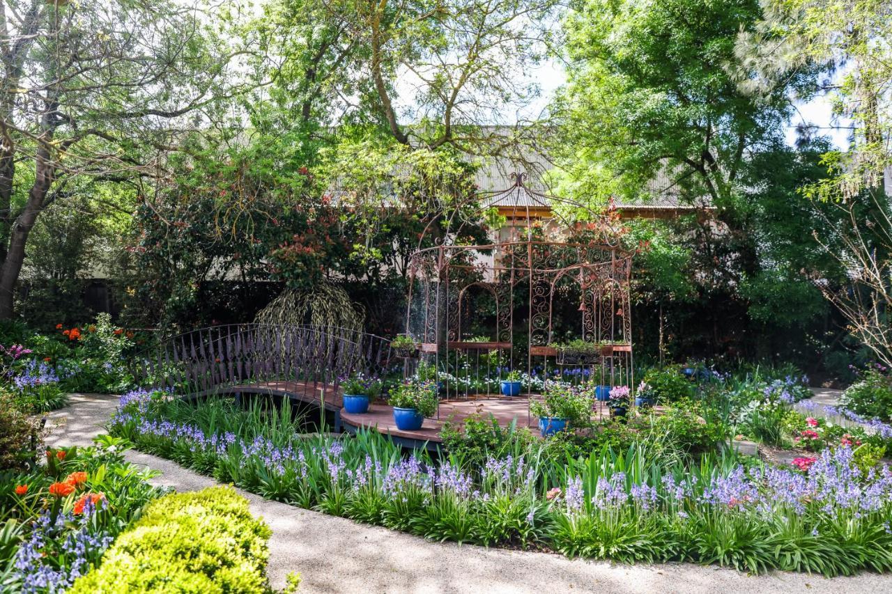 Elizabethan Lodge Melbourne Eksteriør billede